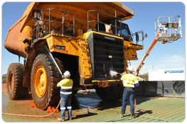 Heavy Equipment, Truck and Shovel Cleaning