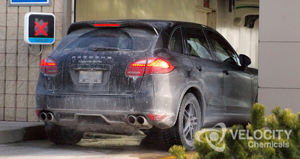 In-Bay Automatic Car Wash Chemical Cleaning Solution